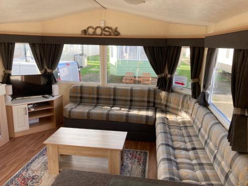 3 Bedroom Caravan - Maples 126, Trecco Bay