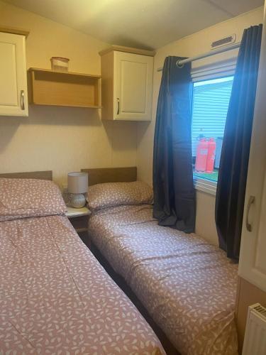 3 Bedroom Caravan - Maples 126, Trecco Bay