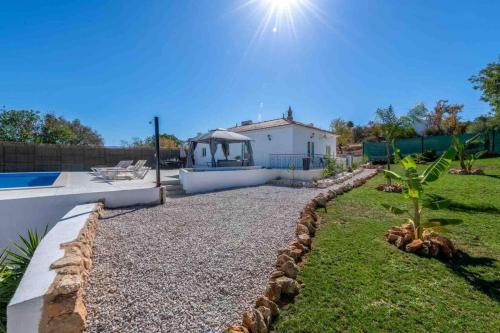 Casa Emella Luxury Villa Albufeira in Paderne