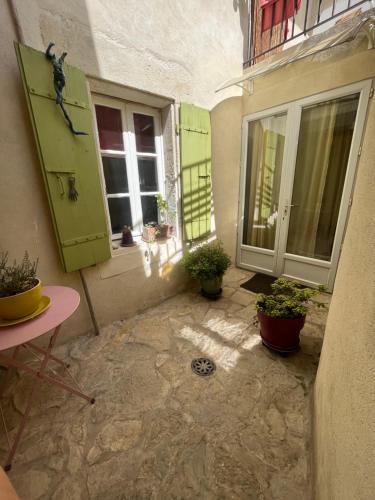 Iekārtas, Appartement complet - Salles sous Bois in Salles-sous-Bois