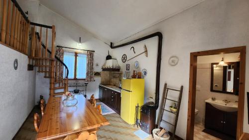 200m² 4 guļamistaba, 2 privāta vannas istaba Villa Castelnovo Del Friuli
 (Casolare Nanis) in Castelnovo Del Friuli