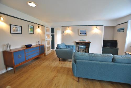 Krogs/atpūtas telpa, Carpenters Cottage- coastal stay with garden in Pittenweem