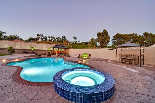 Luxury Bonita Family Home with Private Pool and Spa