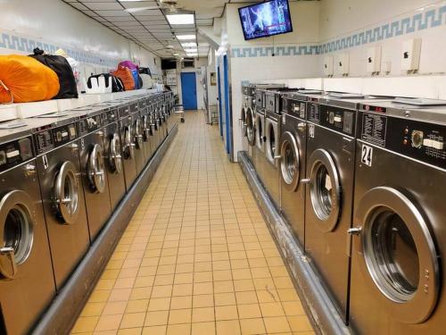 ✪ Large 2 Bedrooms ✪ Queen Beds ✪ Work Stations, New York (photo 6)