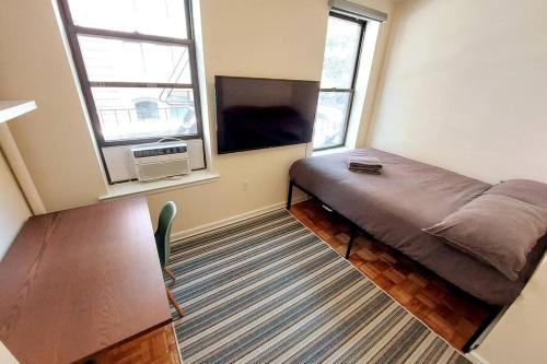 ✪ Large 2 Bedrooms ✪ Queen Beds ✪ Work Stations, New York (photo 7)