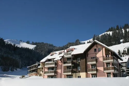 Andromède, appartements 2 à 5p de standing in Moleson, Schweiz