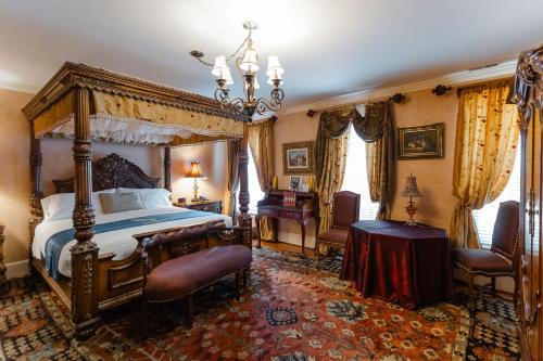 1840s Carrollton Inn