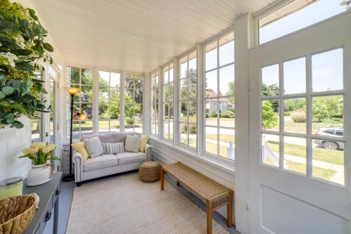 Charming Chesterton Home with Idyllic Location! in เชสเตอร์ตัน (IN)