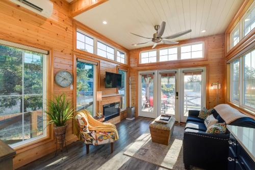 Outdoor Pool & Patio: Quiet Whitney Retreat! - Mertens, TX