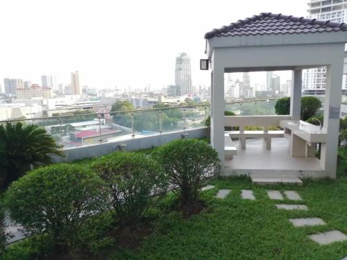 ImPian 2Br Condo