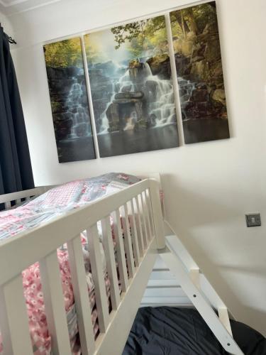 Luton Airport £40 per night, best value