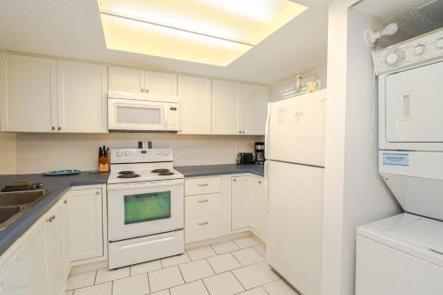Ocean Village Club K26 - image 21