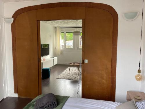 50 m2 T2 au calme, lumineux, confortable, cosy, climatisé, privatif avec parking gratuit et terrasse, Tuluza (zdjęcie 10)