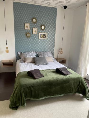50 m2 4 couchages T2 au calme, lumineux, confortable, cosy, climatisé, privatif avec parking gratuit et terrasse photo 1
