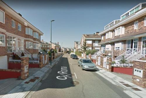 周邊環境, Chalet urbano en Salamanca in 聖瑪爾塔德托爾梅斯