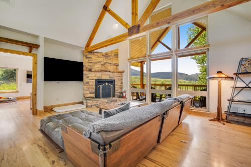 Churchill IC Ranch in Gallatin Gateway, USA