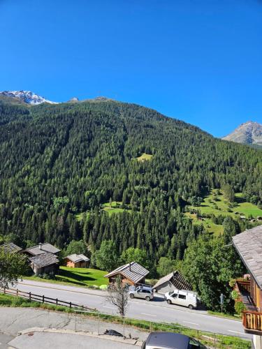 A környék, chante bise in Grimentz