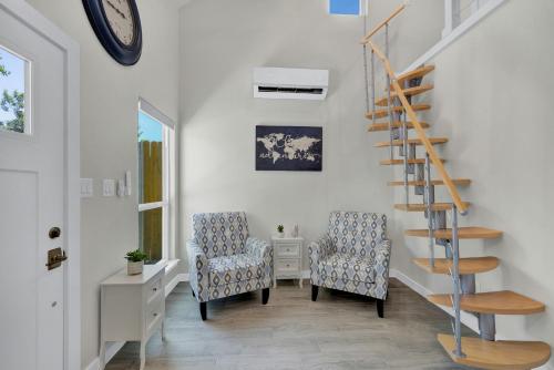 Blue Door Casita-Romantic & Cozy in Fredericksburg, USA