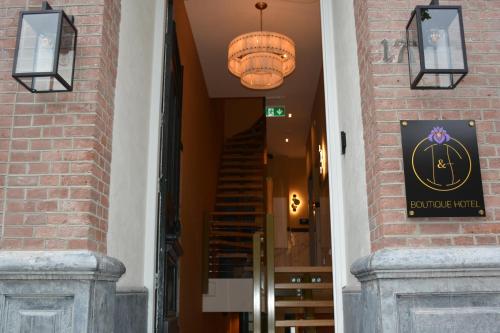 The IF Boutique hotel - image 8