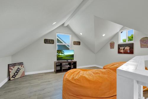 Orange Door Casita - Couples Retreat in Fredericksburg, USA