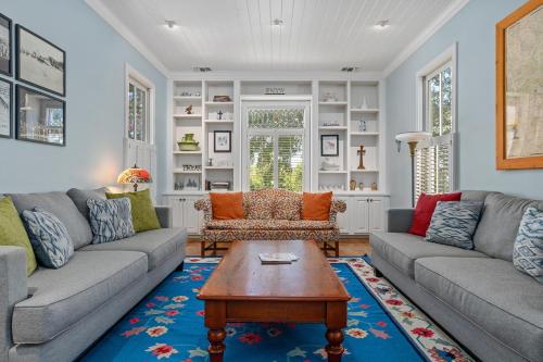 The Painted Lady Estate in Fredericksburg, USA