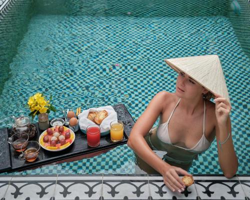 Hoi An Oasis Rosie Villa - 1 Bedroom with Private Pool and Garden View, Local Hoi An Decor, Hoi An (foto 5)