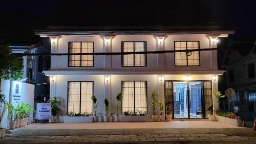 Exterior view, Midnight Blue Guesthouse in Phu Vao / Phu Meo