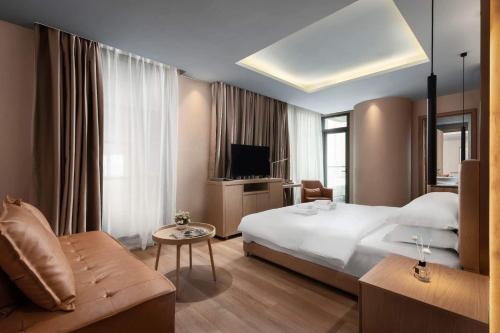 SF HOTEL Penthouse Residences near Mekong Island - Koh Dach