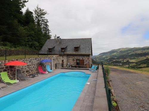 Gîte Le Falgoux, 3 pièces, 5 personnes - FR-1-742-314 - Location saisonnière - Le Falgoux