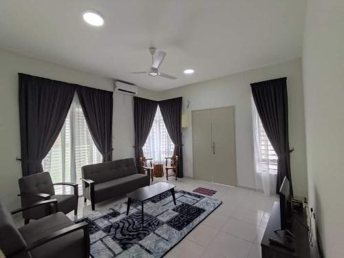 LOMPOI HOMESTAY Islam Guest