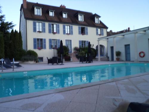 Peldbaseins, Hotel Pinocchio in Gy
