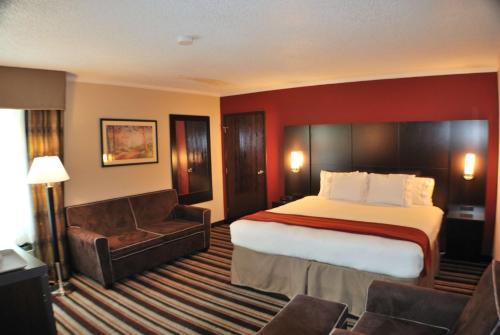 Holiday Inn Express Nashville W-I40, an IHG Hotel