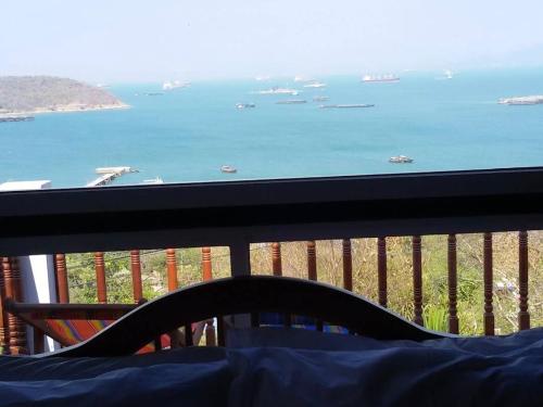 บ้านนางฟ้า เกาะสีชัง Baan Nangfa near Koh Si Chang