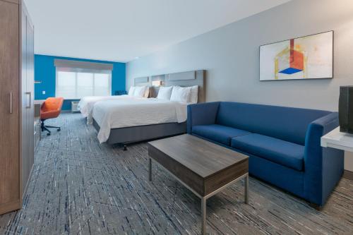 Holiday Inn Express Hotel & Suites Shakopee, an IHG Hotel