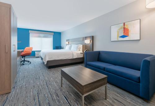 Holiday Inn Express Hotel & Suites Shakopee, an IHG Hotel