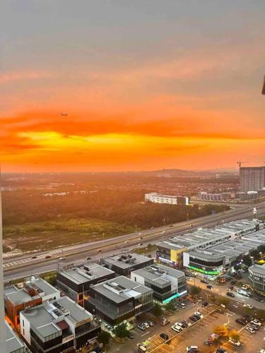 Alanis Suite Cozy 2BR @ KLIA - image 14