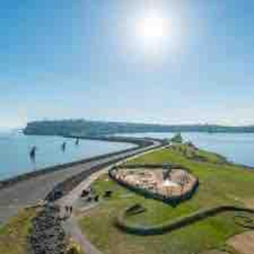 The Little Lodge - seaside town of Penarth nr Cardiff