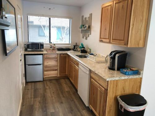 Owl Nest Hot Tub Sleeps 3 Yosemite - 요세미티 국립공원