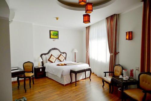 Guestroom, Hoa Binh 1 Hotel in Long Xuyen (An Giang)