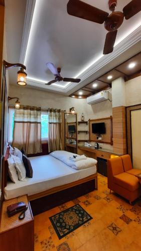 Hotel Temple On Ganges near Durga Templom