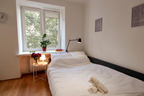 Jana Pawła II 36 - Bezpłatny podziemny garaż - Free Parking - W pełni wyposażone studio - Better Rental, Warsaw (photo 9)