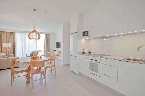 Apartaments Posidonia - image 9