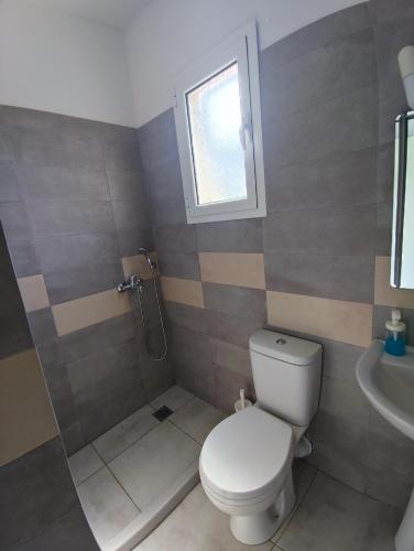 Triple Room with View image 5