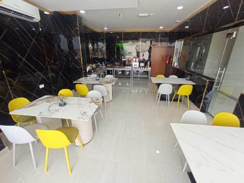 Restaurant, Duqum Plaza Hotel in Duqm