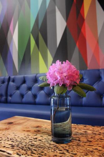 Warehouse Hotel at The Nook in Manheim, USA