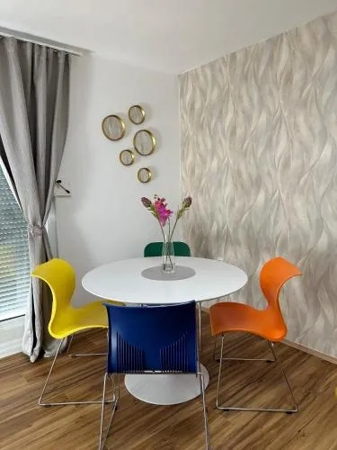 Moderne Apt mit 2 Balkonen, Self check-in, Parking in Graz, Österreich