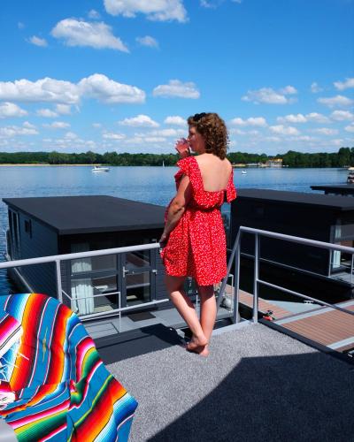 Houseboats Mookerplas met dakterras