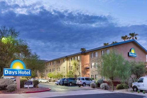 Days Hotel by Wyndham Mesa Near Phoenix