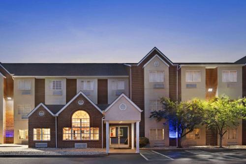 Microtel Inn & Suites by Wyndham Florence/Cincinnati Airpo