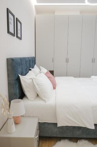 Lindi's Apartment 4/7 - image 2